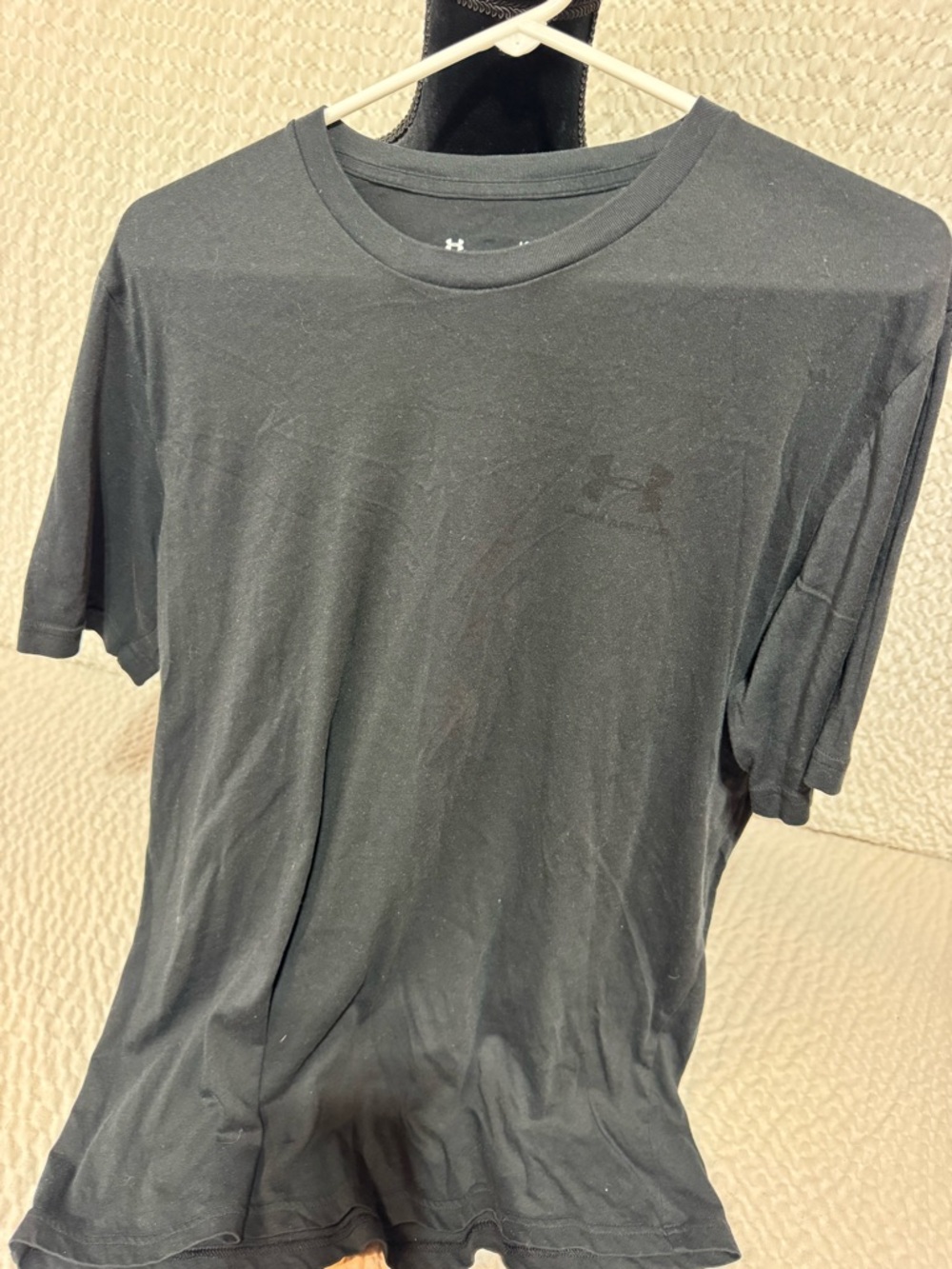 LG Black Short Sleeve Crew Neck Tee